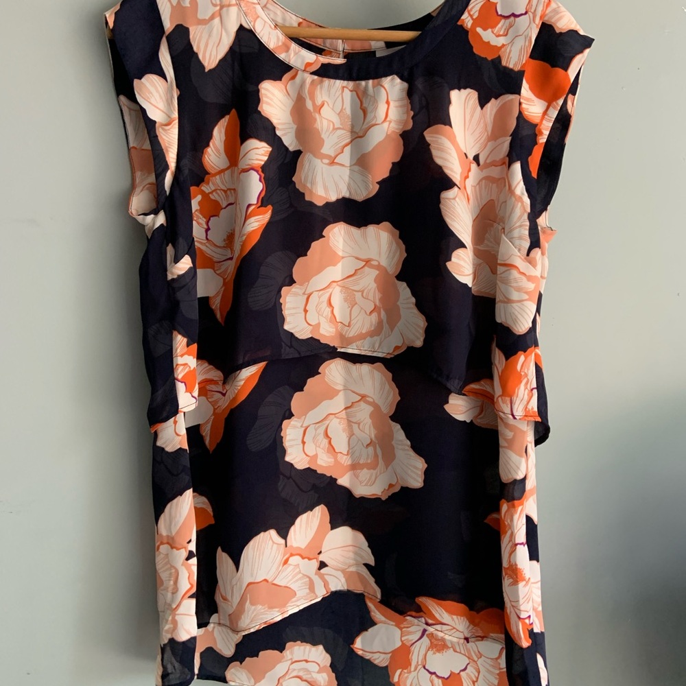CAbi small #5030 floral blouse top navy blue